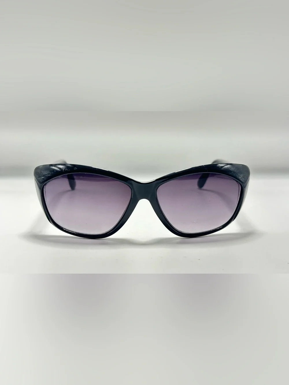 Liz Claiborne Black Oval Sunglasses Frames Only